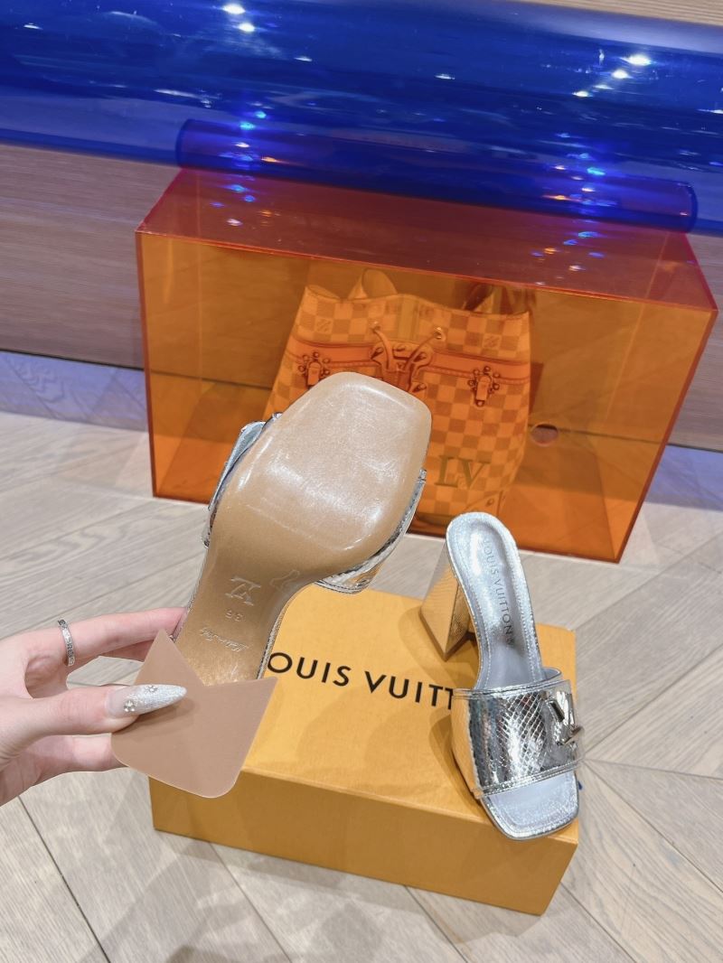 Louis Vuitton Slippers